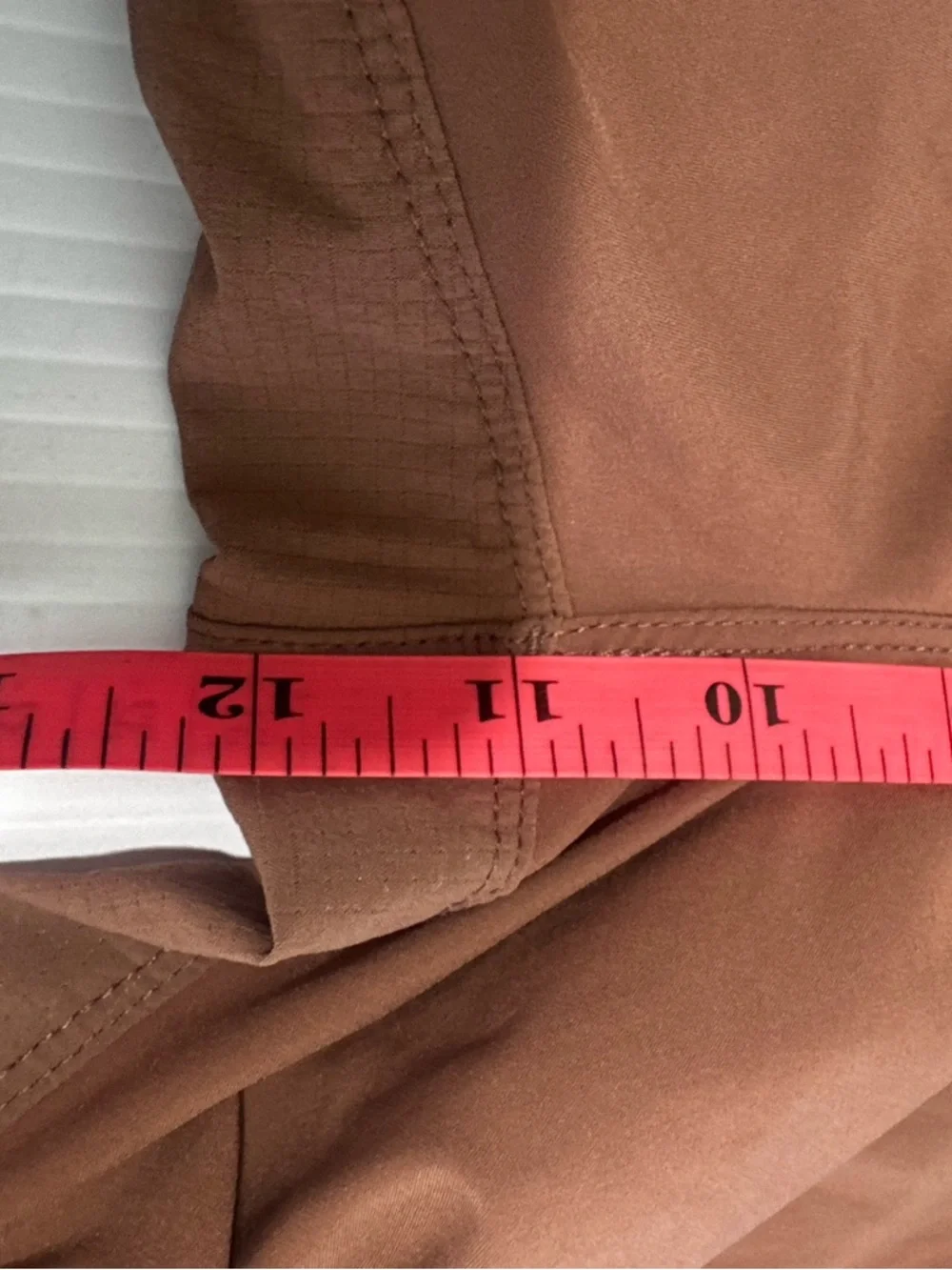 Vuori Men's Course Run Short Terracotta 5” inseam Size Large - Picture 15 of 16